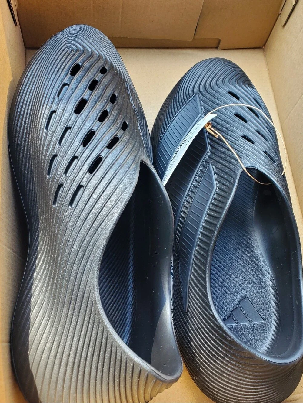 adidas Purechill Men’s 10
